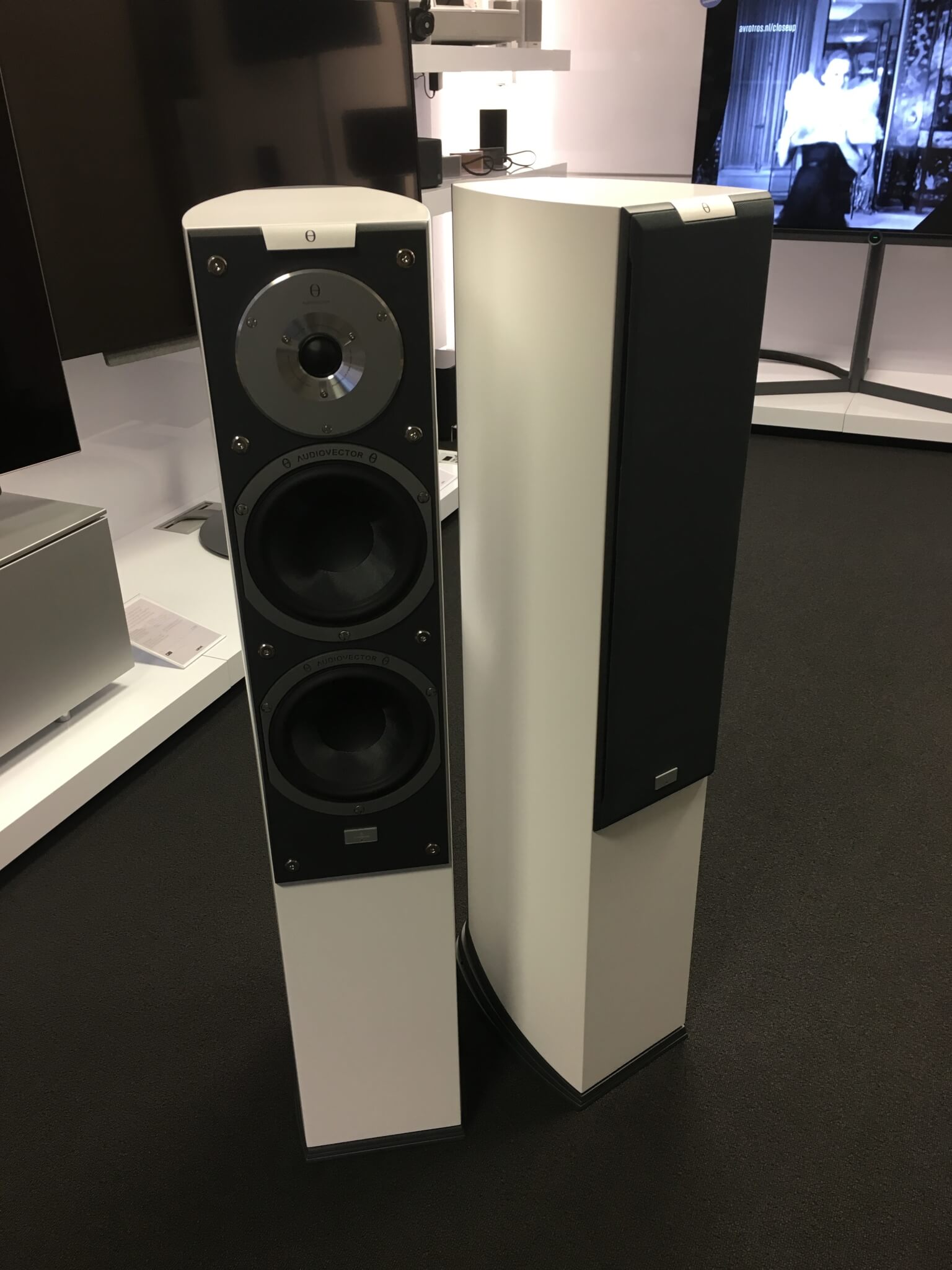 Haast je Gewoon doen Bijwonen Audiovector SR3 - Van Andel